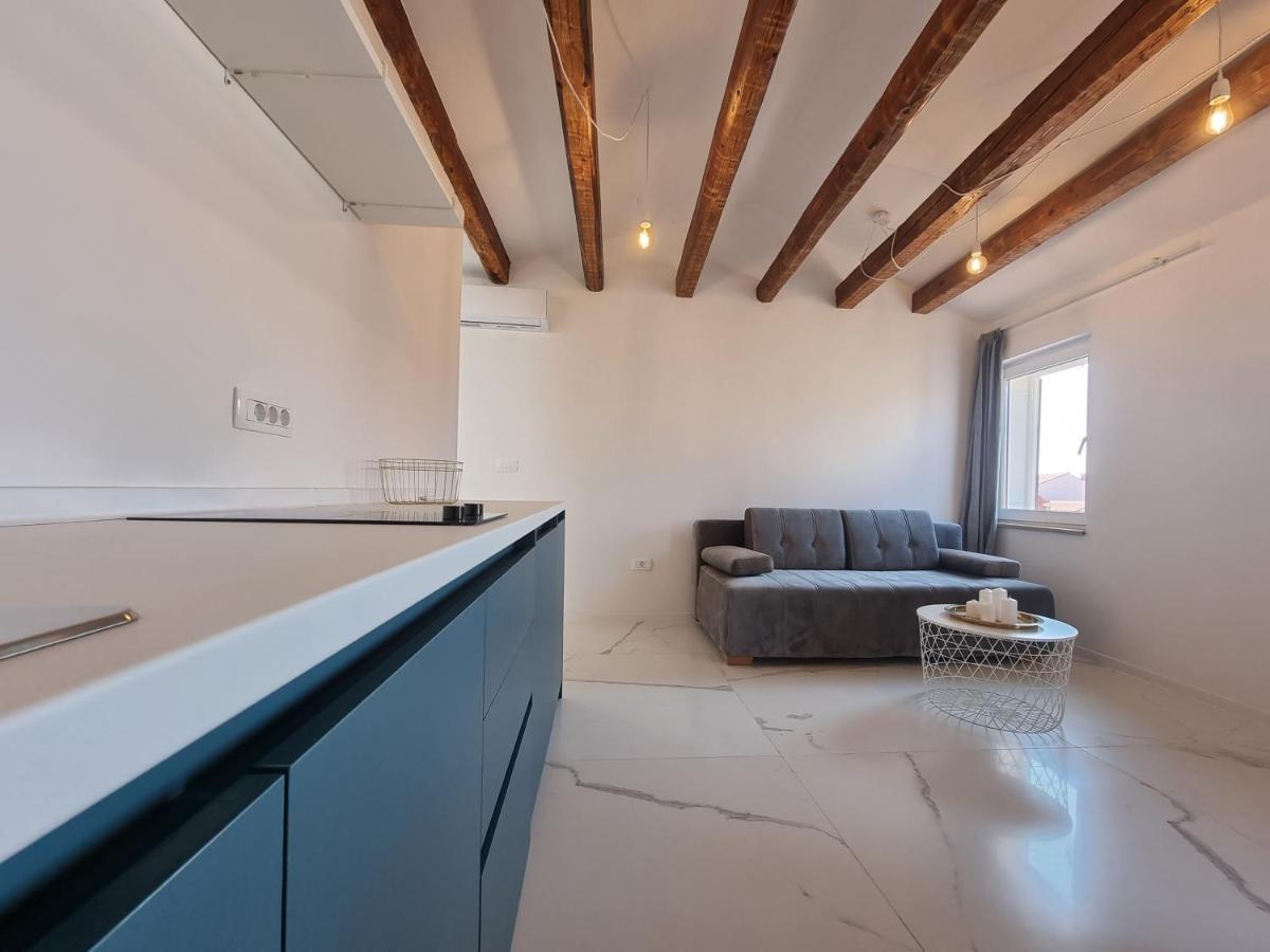 As Deluxe Apartments 皮兰 外观 照片