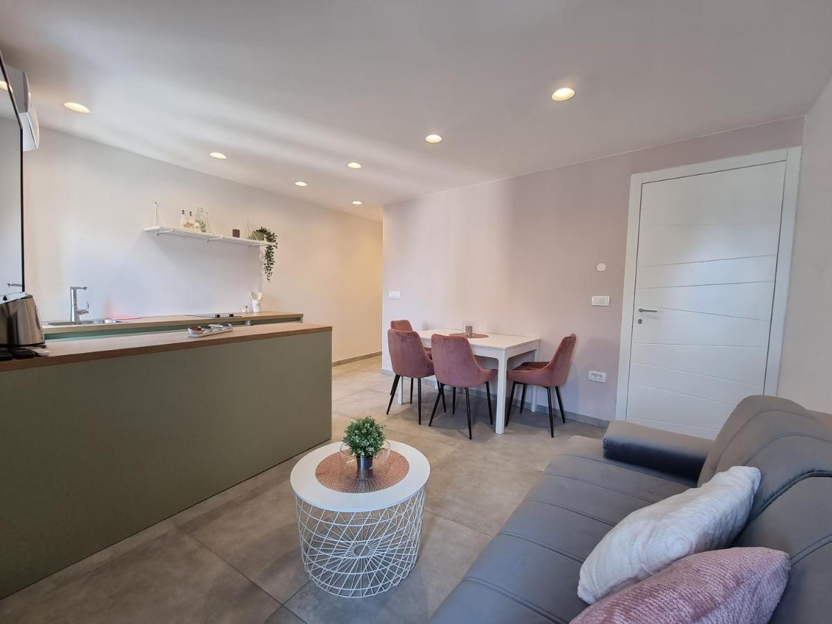 As Deluxe Apartments 皮兰 外观 照片