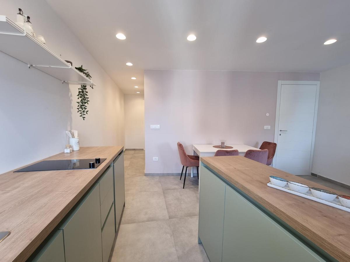 As Deluxe Apartments 皮兰 外观 照片