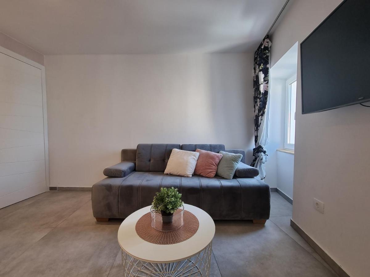 As Deluxe Apartments 皮兰 外观 照片
