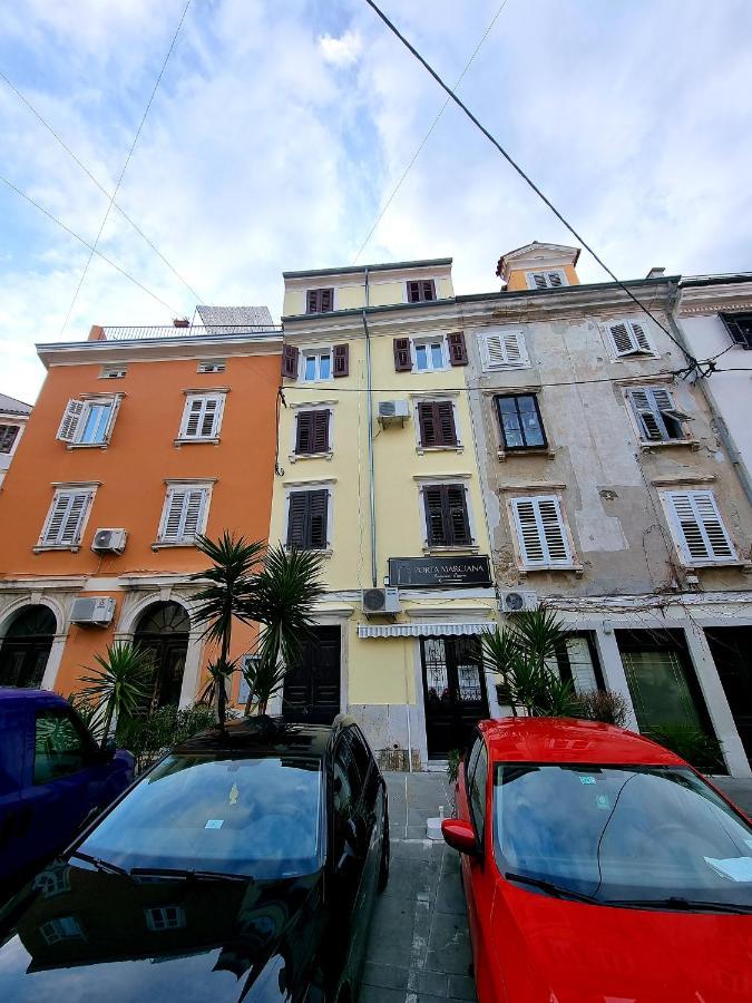 As Deluxe Apartments 皮兰 外观 照片