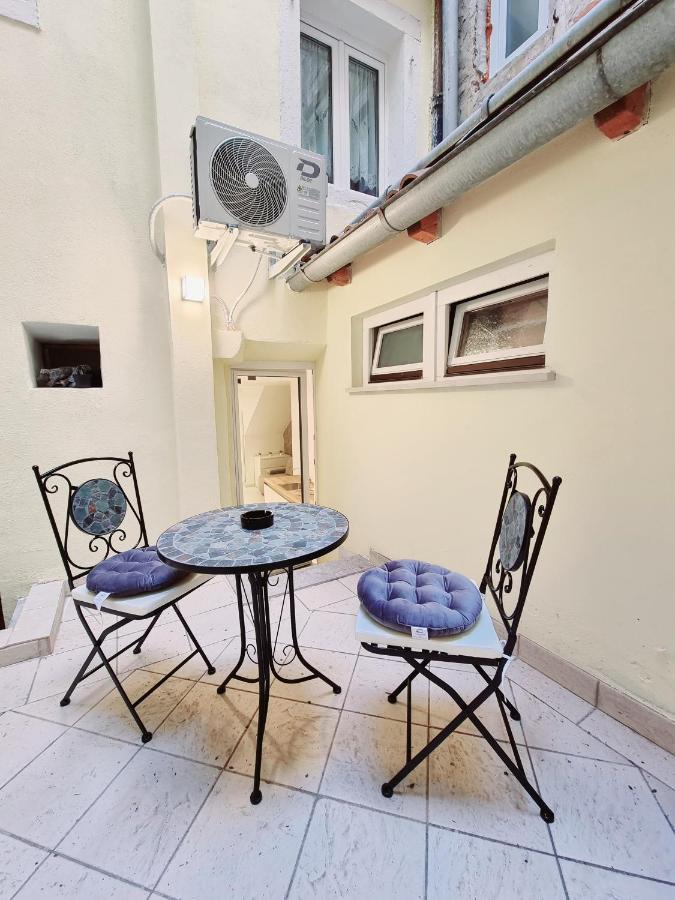As Deluxe Apartments 皮兰 外观 照片